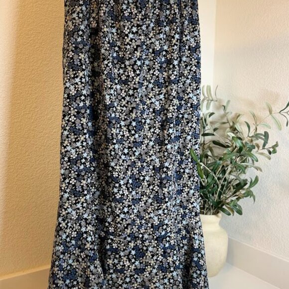 Blue Floral Wrap High-Low Midi Skirt – Max Studio, Size L - Picture 4 of 7